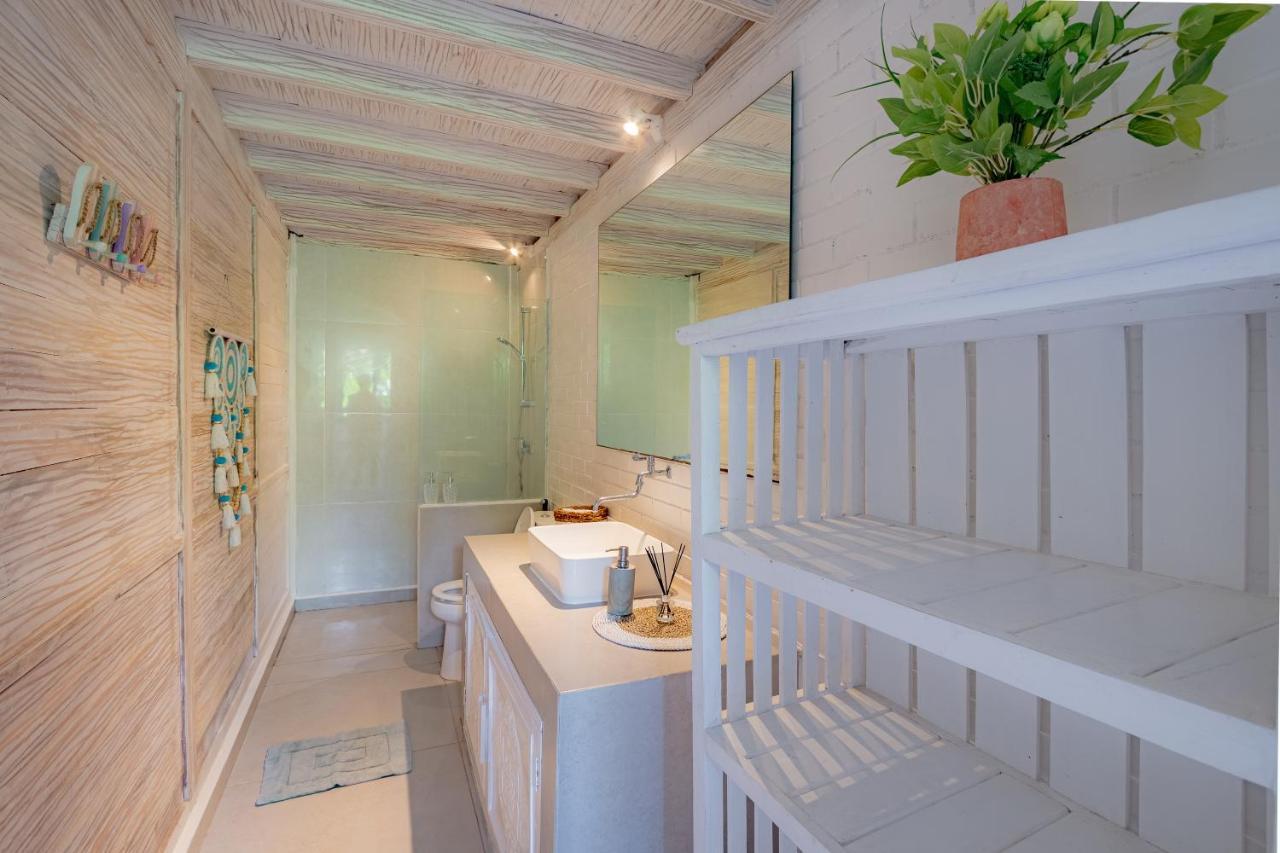 Seminyak Beach Hut Aparthotel Kültér fotó